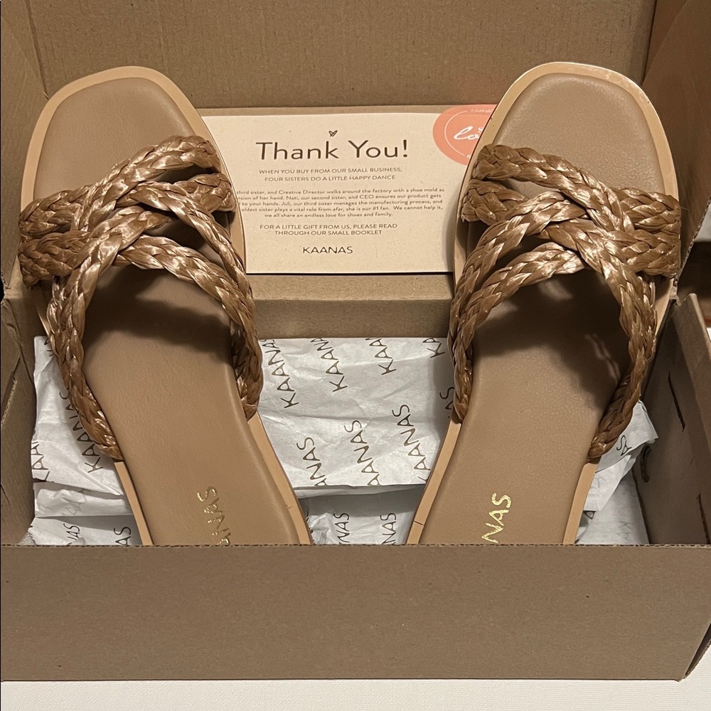 Kaanas Veracruz Sandals Size 7
